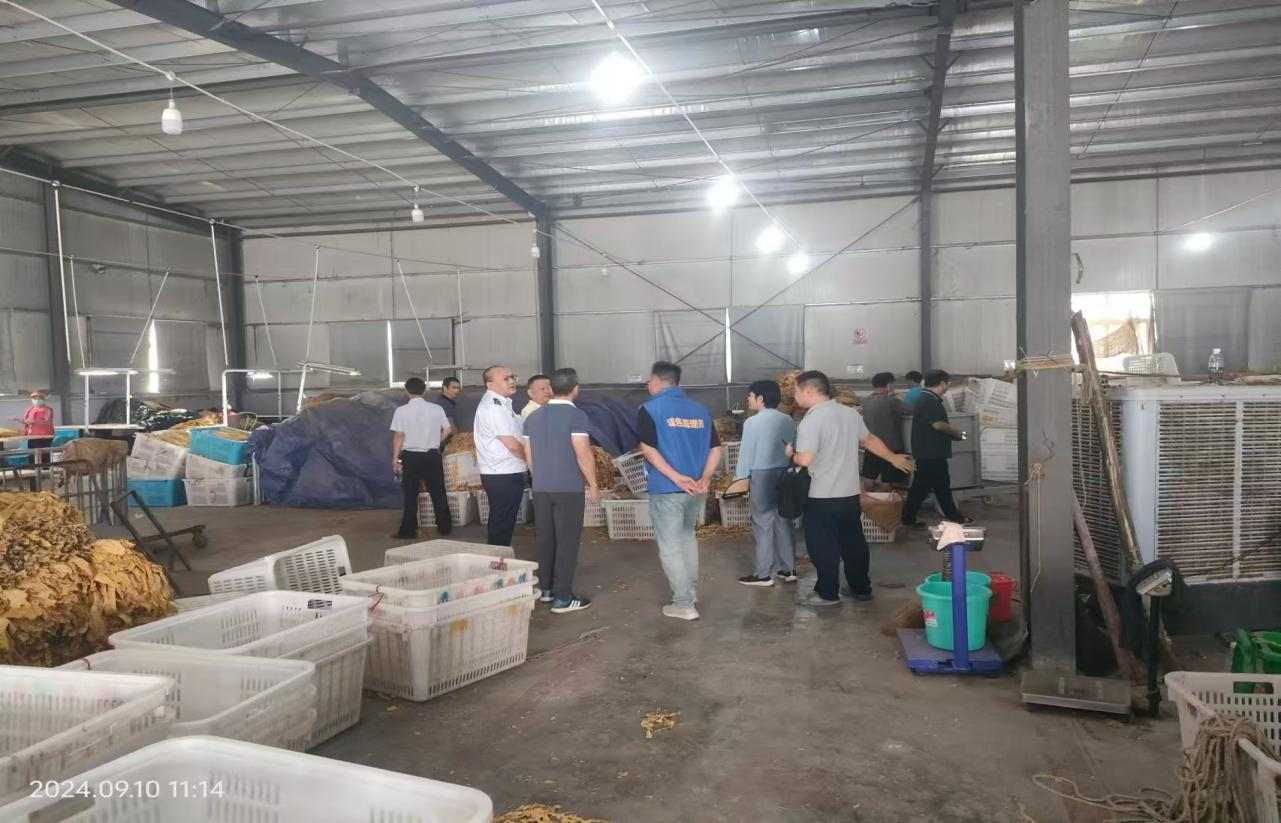 古丈县岩头寨镇：开展“两重”“两新”送解优专项行动，营商环境再升级