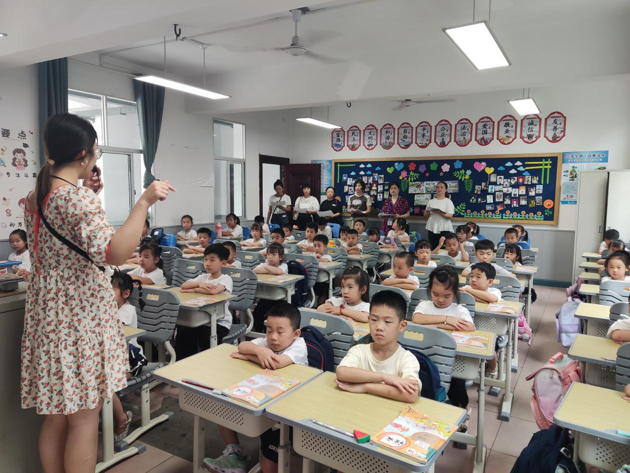 卫门口小学一年级开展习惯养成考核