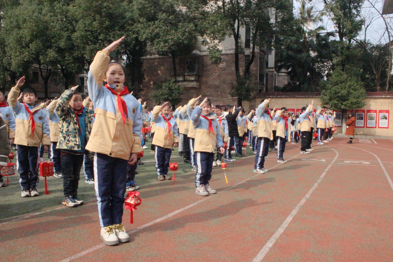 龙年启新程 少年向未来 ——卫门口小学2024年春季学期开学典礼