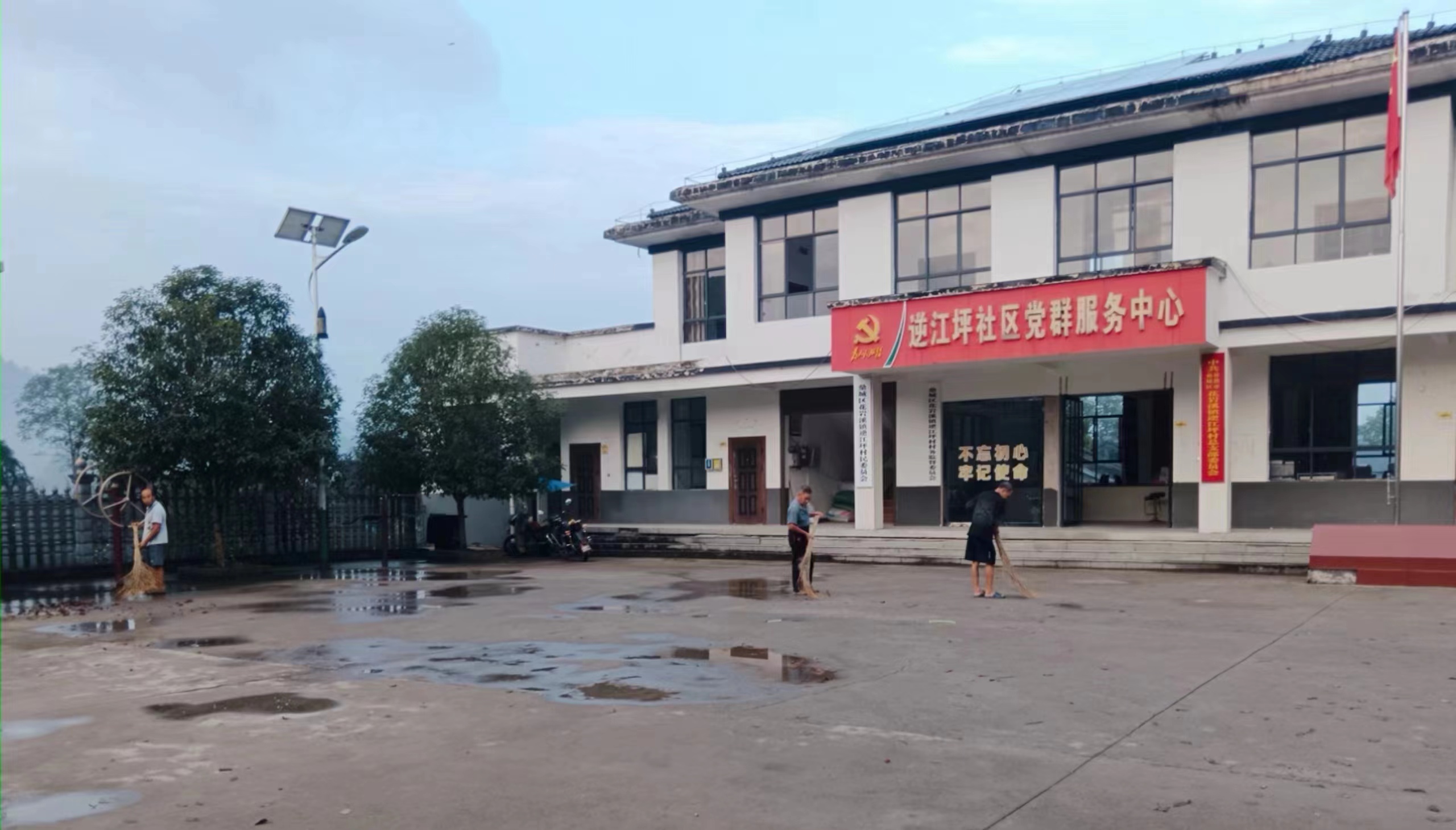 花岩溪镇：人居环境整治“大提升”  绘就美丽乡镇“新图景”