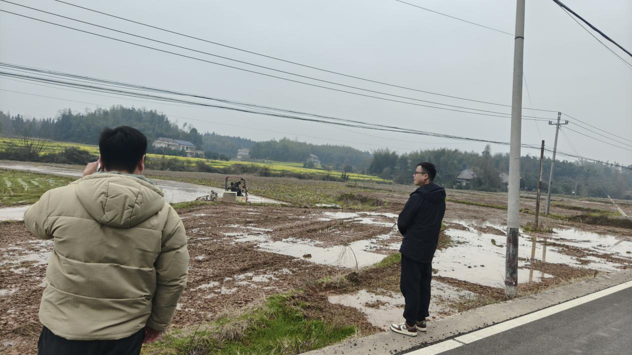 花岩溪镇：人勤春来早 春耕备耕忙