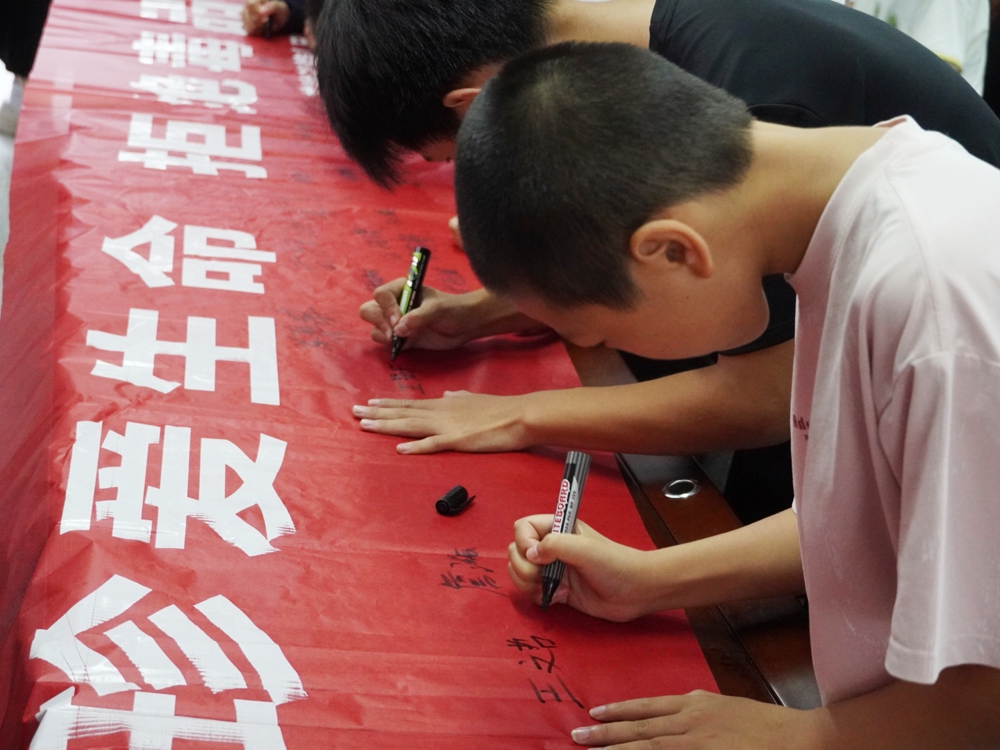 花岩溪镇：禁毒宣传进校园 护航青春助成长