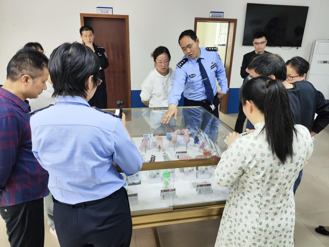 九华街道：携手医疗机构共筑禁毒防线