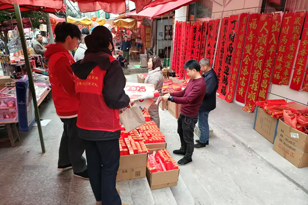 竹市镇：青春筑防线，守护不停歇