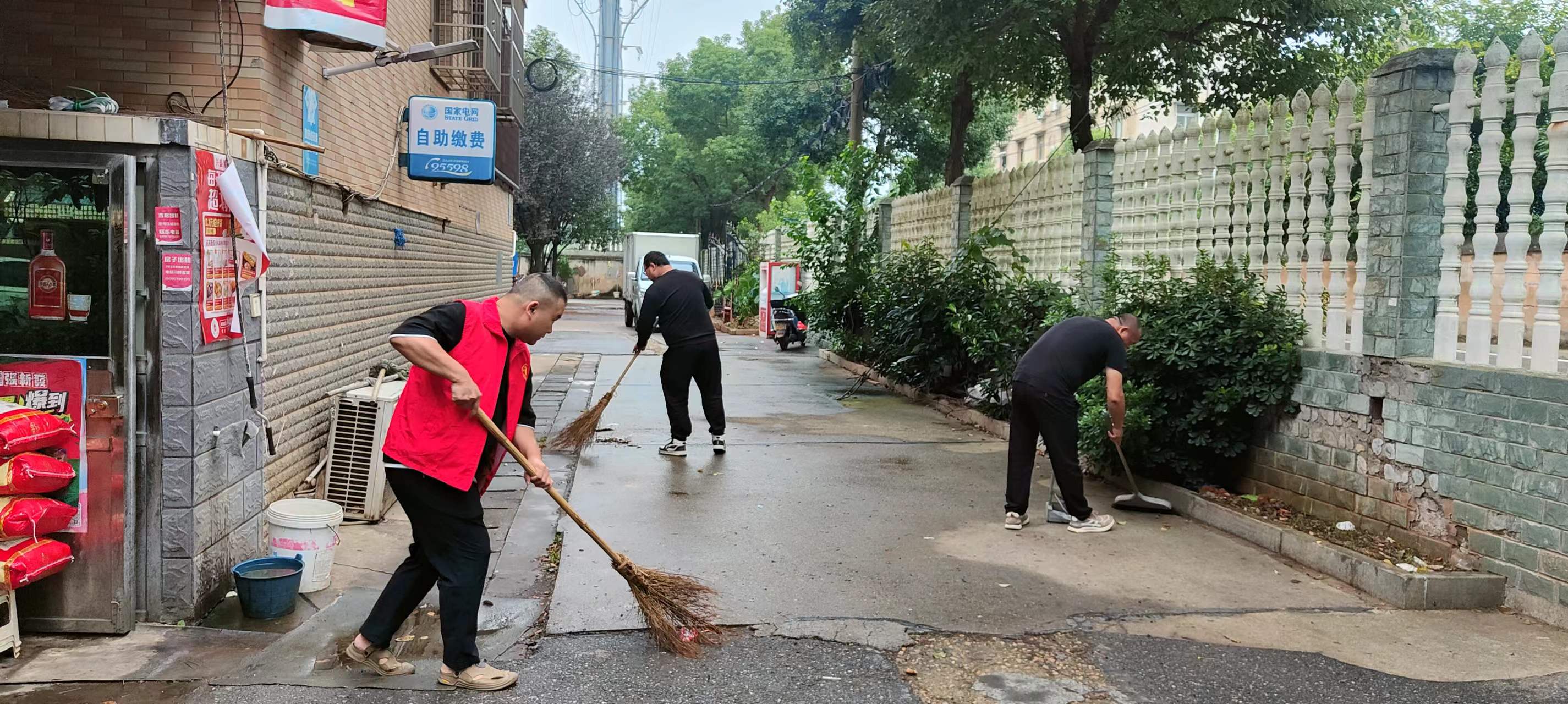 板塘街道全面開展秋季愛國衛(wèi)生運(yùn)動 干干凈凈迎“雙節(jié)”