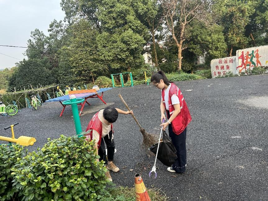 新農(nóng)村：扎實開展人居環(huán)境整治行動