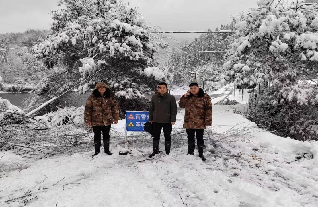 中方县袁家镇：多措并举做好低温雨雪冰冻天气防范应对工作