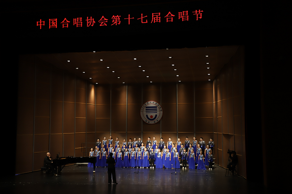 湘乡湖铁学校米多多合唱团获中国合唱协会第十七届合唱节银奖