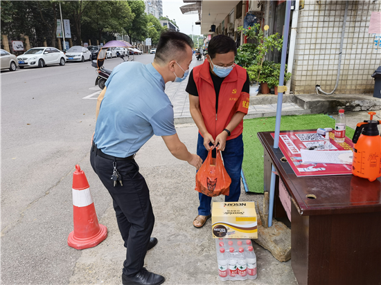 寶塔街道愛心企業(yè)出力捐物助力疫情防控