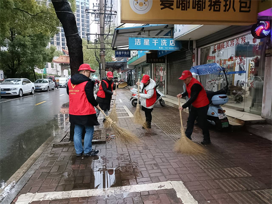 寶塔街道開展“建設(shè)健康家園，共享健康佳節(jié)”愛(ài)國(guó)衛(wèi)生大掃除活動(dòng)