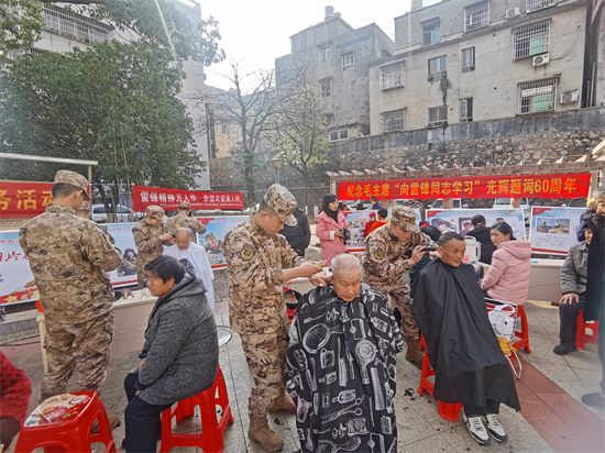 寶塔街道多舉措開展“學雷鋒紀念日”暨“心相蓮·搭把手”新時代文明實踐志愿服務活動