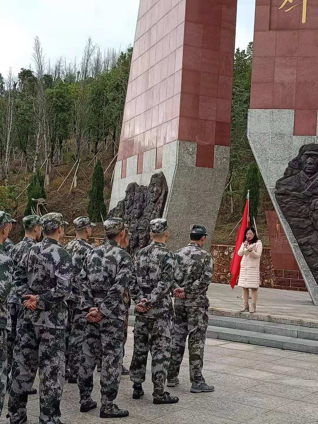 县人武部：上好预定新兵思想教育第一课