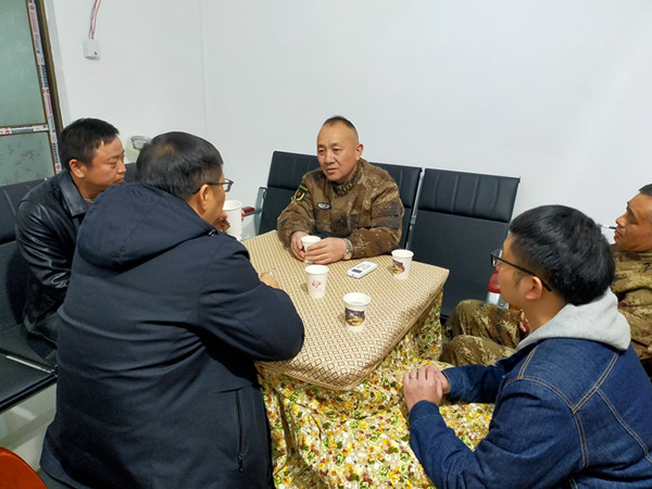 县领导调研乡镇征兵工作
