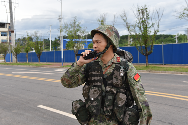 郭鹏飞：冲锋在前幕后精耕