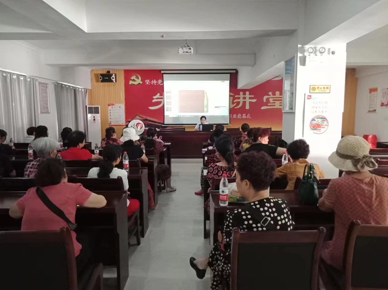 潇湘街道：石鼓社区开展“你健康 我行动”已婚育龄妇女常见病知识讲痤