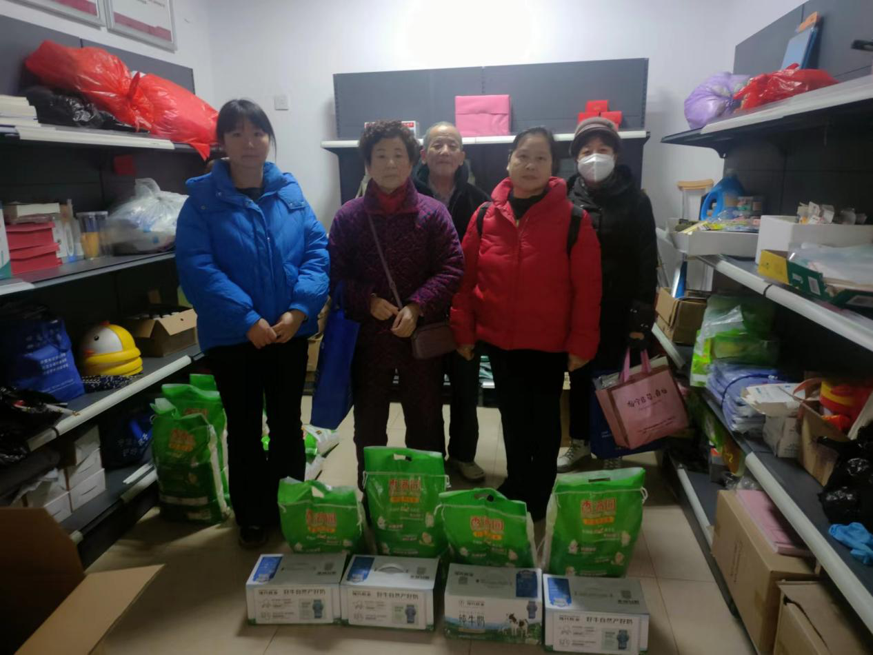 暖心行动｜潇湘街道司前社区开展春节慰问特扶家庭活动