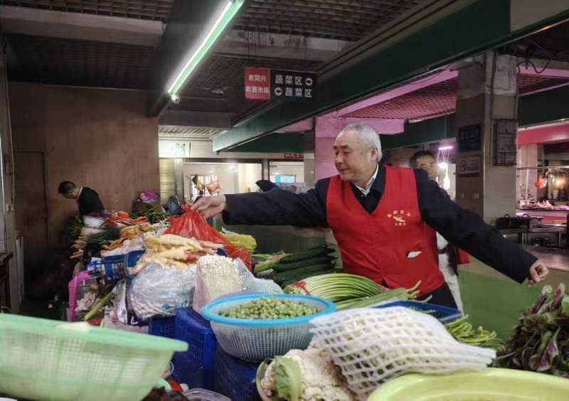 石鼓区潇湘街道：老同兴菜市场的春天故事
