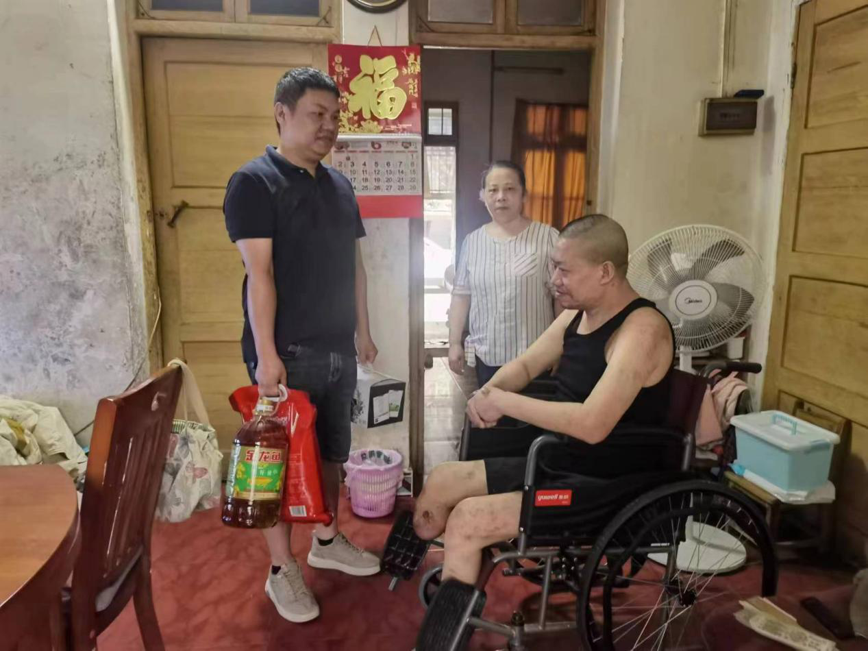 潇湘街道：“服务于心，便民于行”