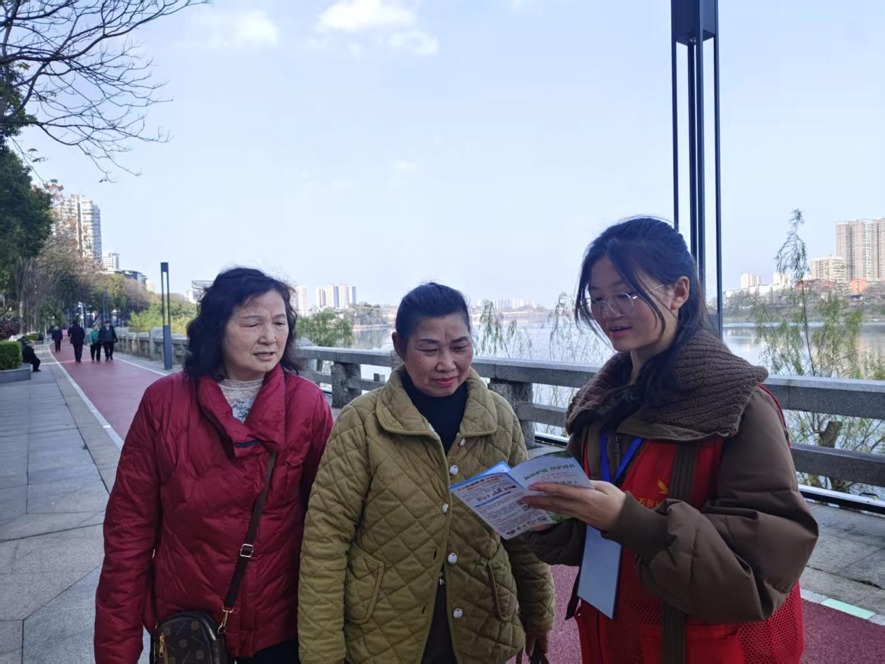 潇湘街道石鼓社区：利剑护蕾•呵护成长—关爱未成年人