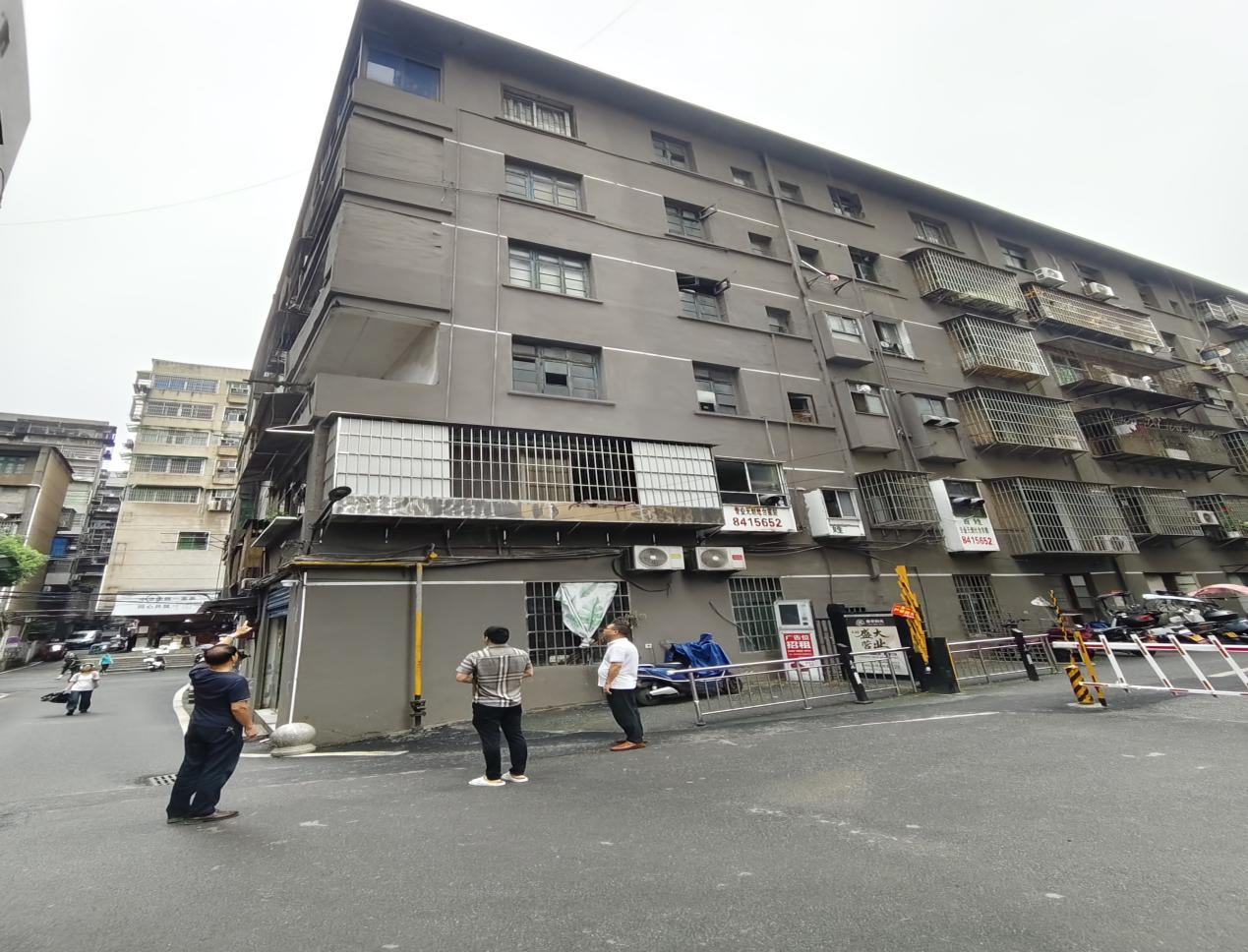潇湘街道石鼓社区：灯亮了，心暖了！