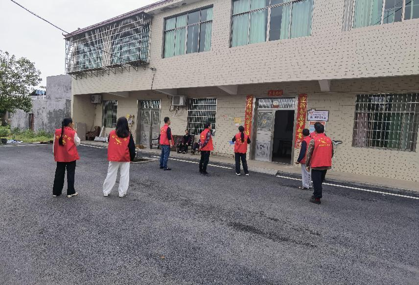 黄沙湾街道：灵官庙村扎实开展人居环境卫生交叉检查，助力乡村振兴