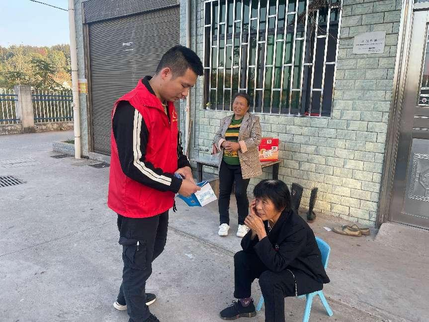 朝阳村禁毒宣传活动—“衡阳群众”志愿者在行动