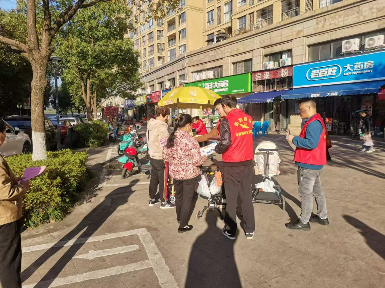 黄沙湾街道：雁栖湖社区开展“利剑护蕾·雷霆行动”法治宣传活动