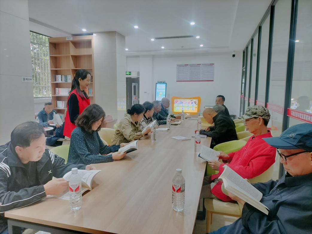 黄沙湾街道：神渡社区新时代文明实践站开展“全民阅读，一路书香”世界读书日活动