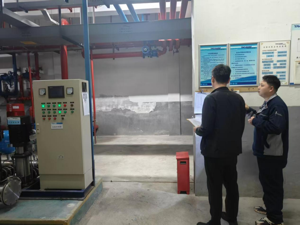 筑牢安全防线 护航发展大局——黄沙湾街道雁栖湖社区开展安全排查