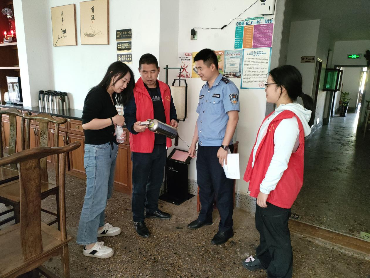 筑牢安全屏障！黄沙湾街道青石村开展安全生产大排查专项行动
