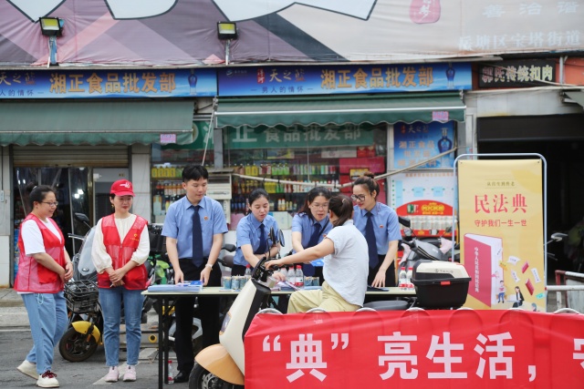 從“菜籃子”到“心窩子”：檢社聯(lián)動(dòng)在農(nóng)貿(mào)市場(chǎng)播撒民法典“種子”