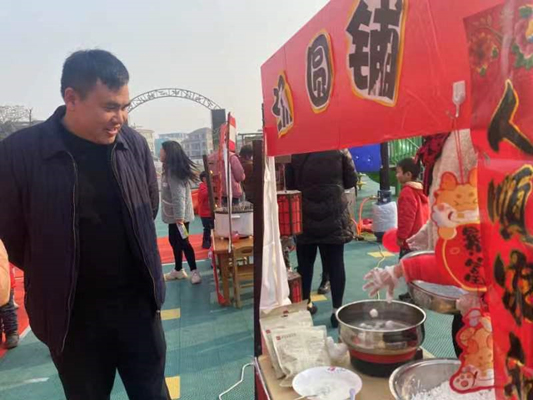 下马渡镇：喜迎龙年 “庙”趣横生