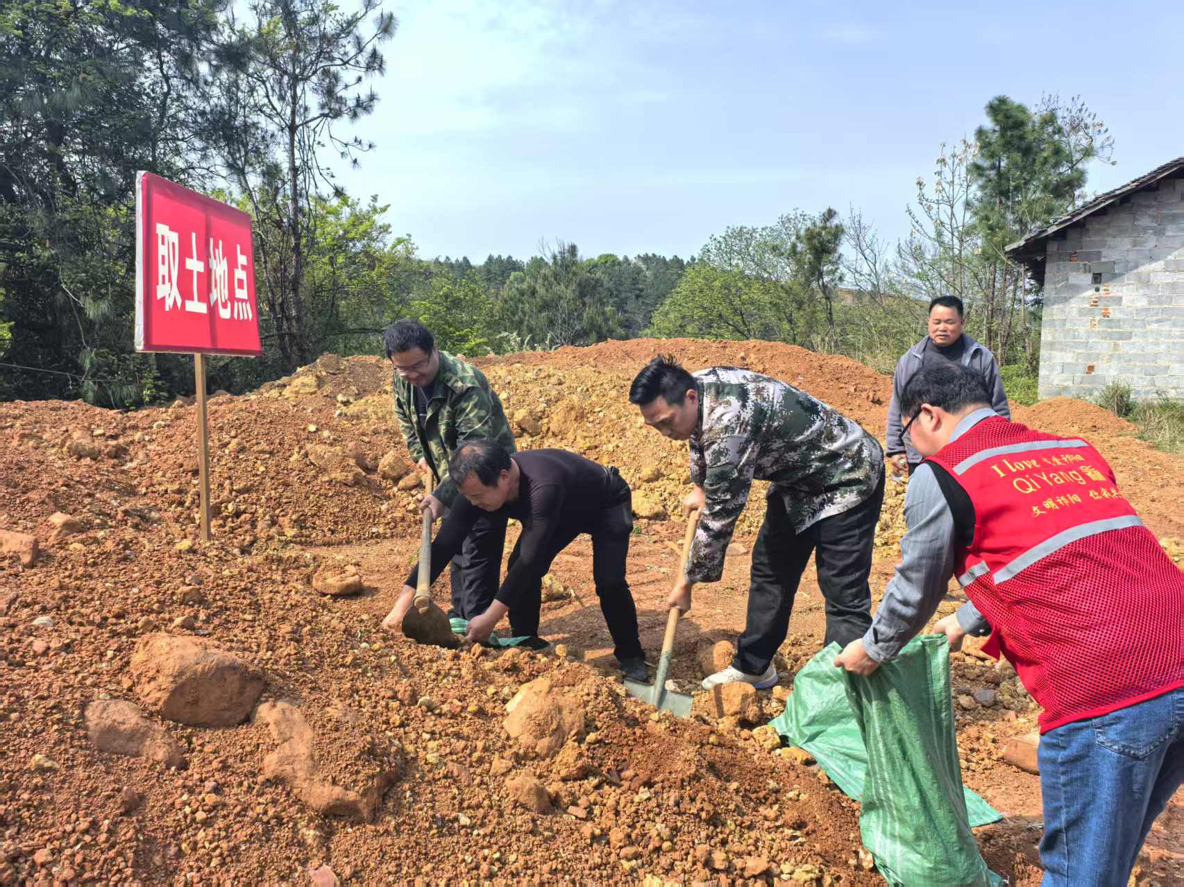 羊角塘镇：“以练备战”筑牢防汛安全防线