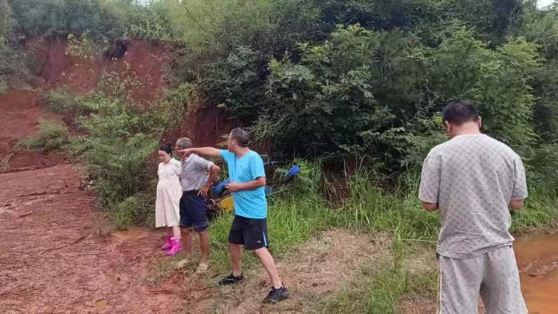 祁阳市梅溪镇：一刻也不能耽搁