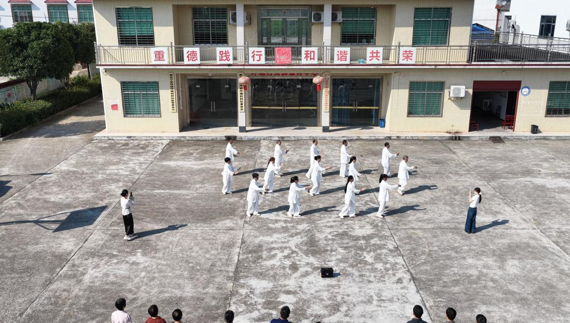和美片区凝人心 太极健身促振兴——宁家坪镇2026年杨氏太极拳健身运动乡村推广骨干培训班（第一期）圆满结业