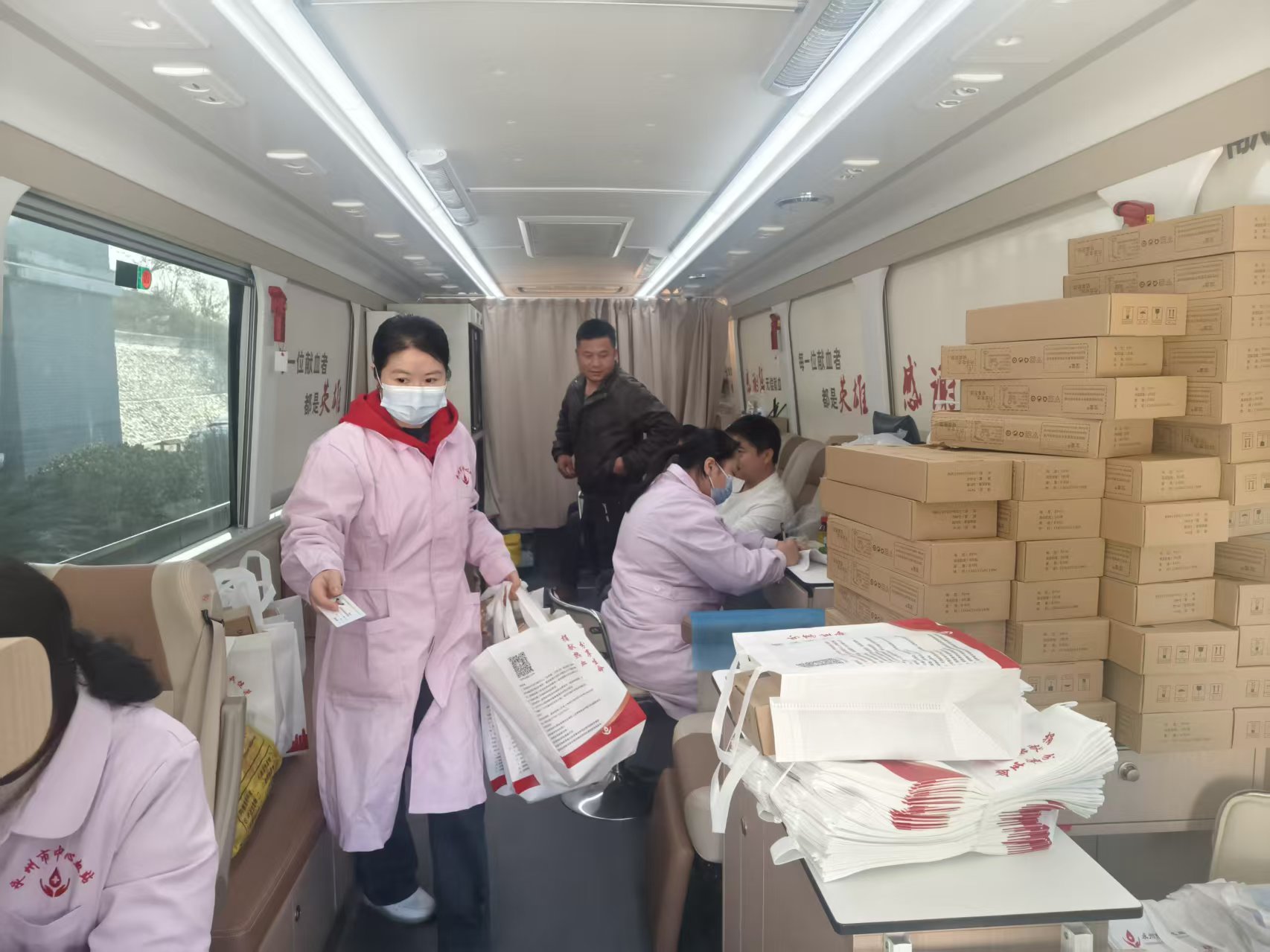 潘市镇开展无偿献血公益活动