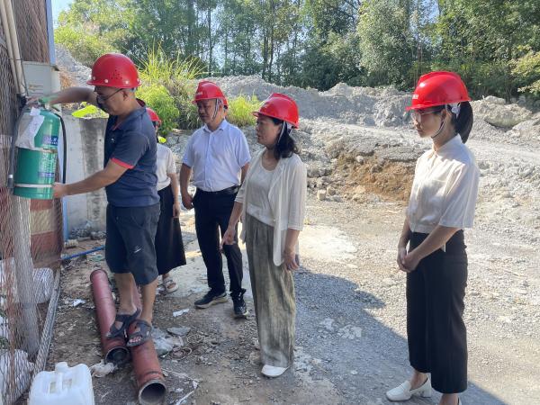 祁阳市政协：曾海燕赴七里桥镇督导安全生产工作
