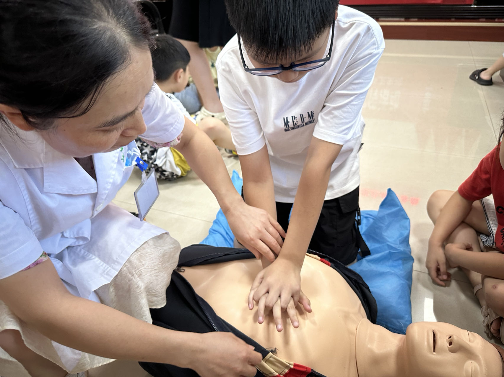 长城乡卫生院：急救知识进村社，共筑生命安全线