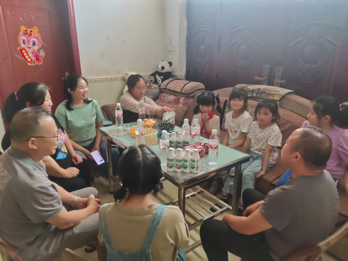 瑞塔铺小学开展“党建+服务”爱心助残活动