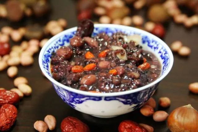 【桂阳诗文】袁良财：腊八粥（外一首）