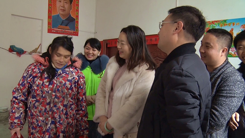 我县开展“关爱乡亲 我们同行”春节走访慰问活动