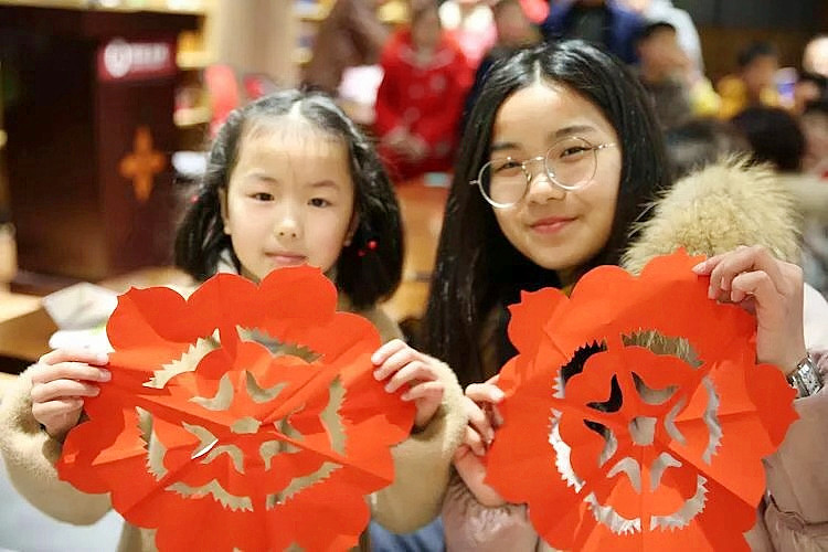县书画院：剪纸书画迎元宵