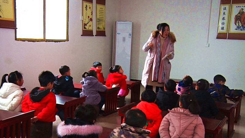 王素红：情系幼教    孜孜不倦育才路