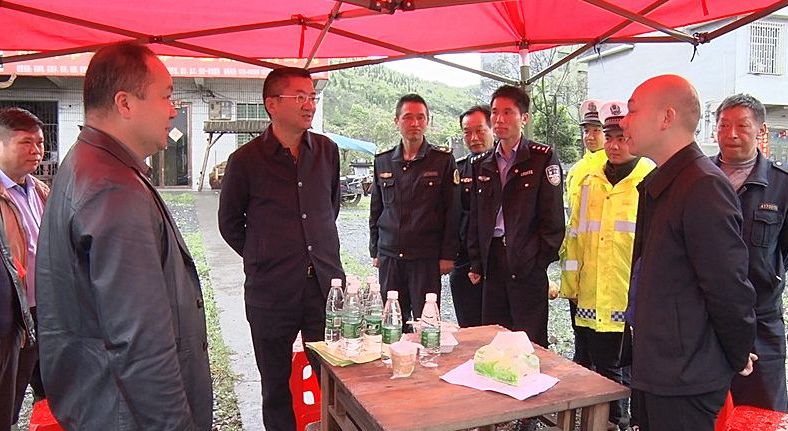 我县持续开展清明期间森林防火工作督查