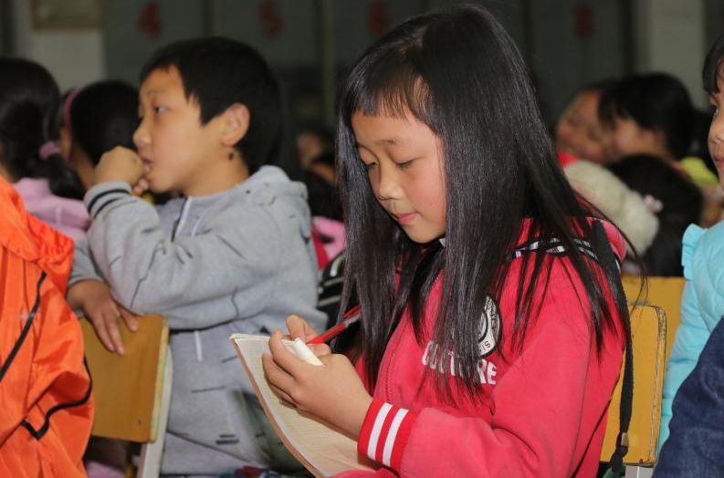 诗文进校园  书香沁学子