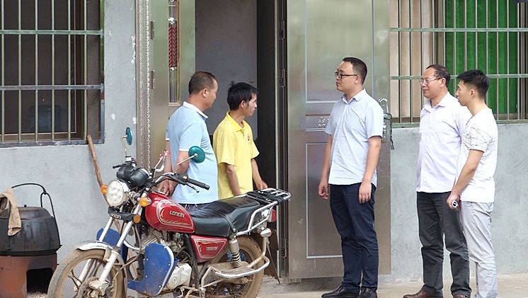 龙潭街道：扎实开展脱贫攻坚“三回头”活动