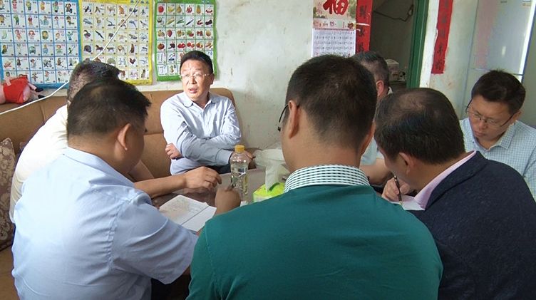 陈荣伟到我县调研“清四乱”整治工作