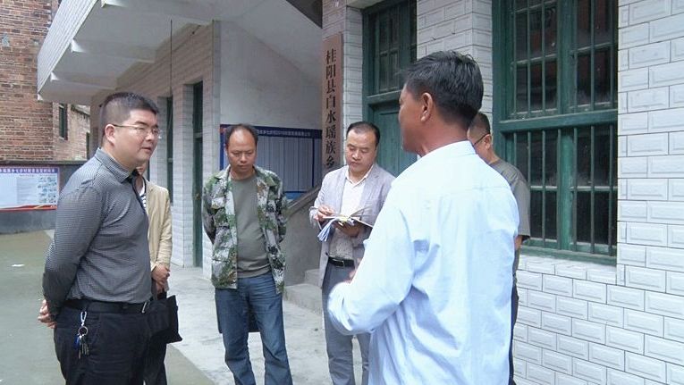 莫雄深入白水瑶族乡调研