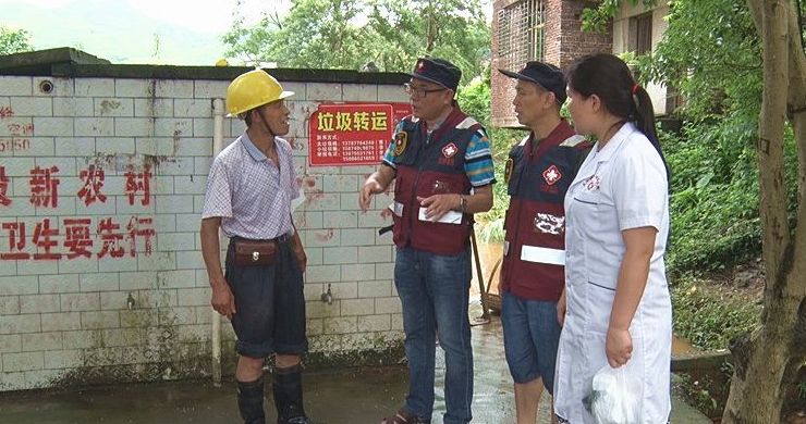 县疾控中心全力开展灾后消毒工作