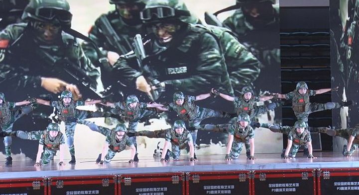 我县举行全民共建大国防教育晚会